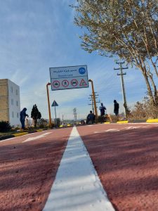 رنگ حیاط مدرسه